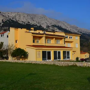 apartments-mango-ii.primorje-gorskikotar.com/
